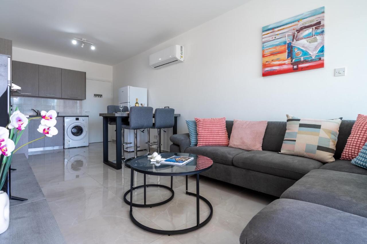 לרנקה Andrea 3-Bedroom Apt In Mackenzie מראה חיצוני תמונה