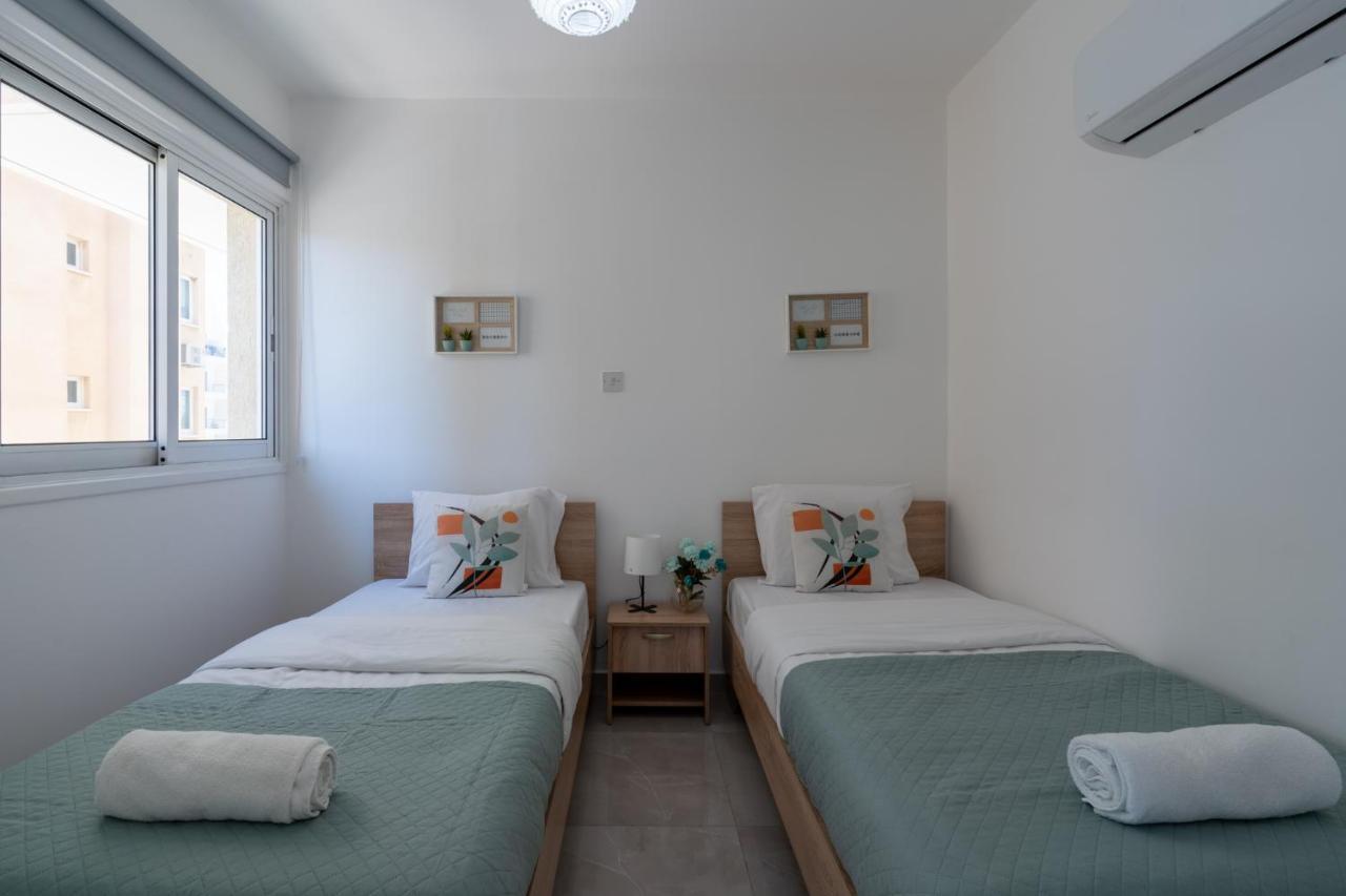 לרנקה Andrea 3-Bedroom Apt In Mackenzie מראה חיצוני תמונה