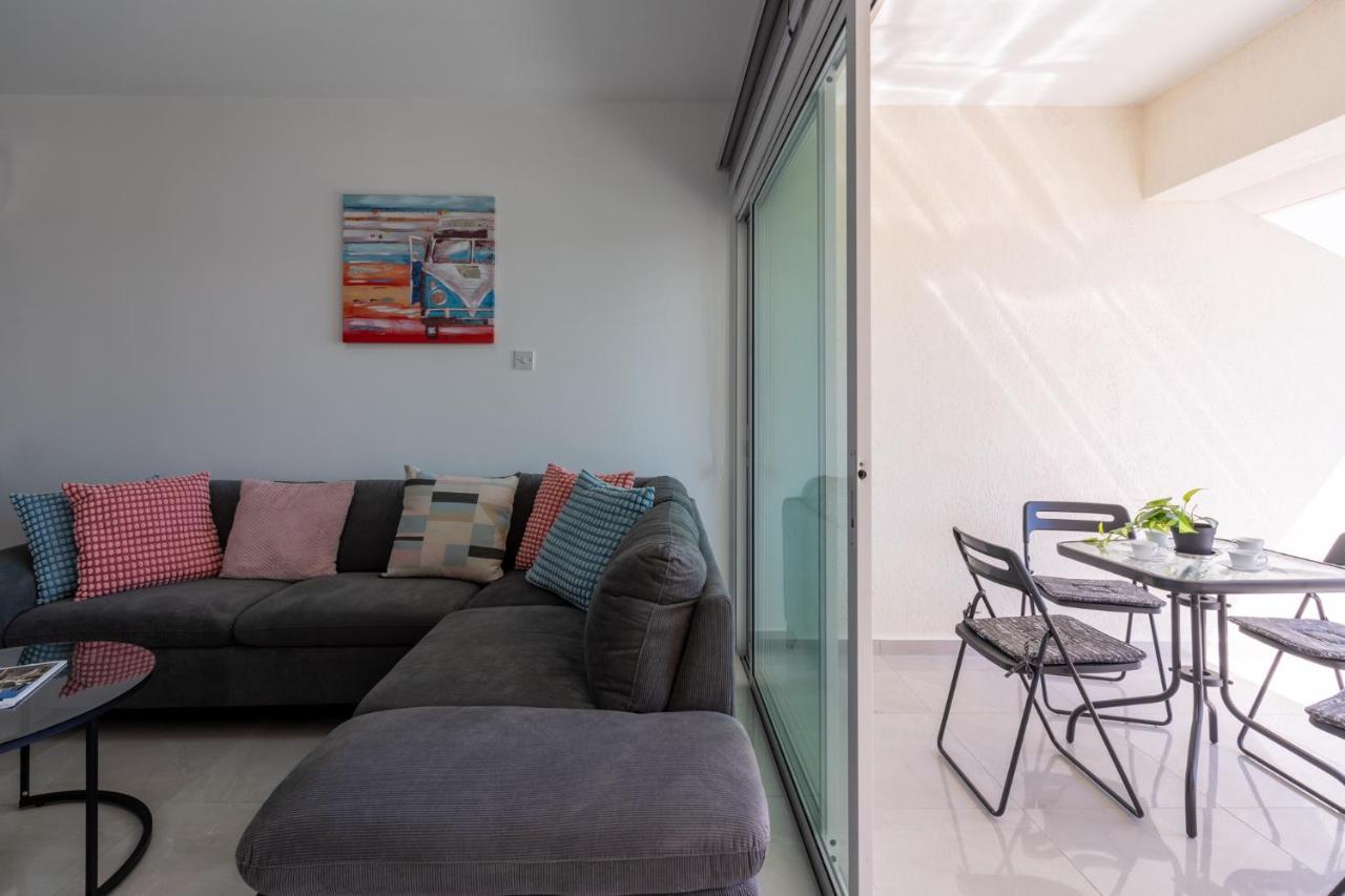 לרנקה Andrea 3-Bedroom Apt In Mackenzie מראה חיצוני תמונה