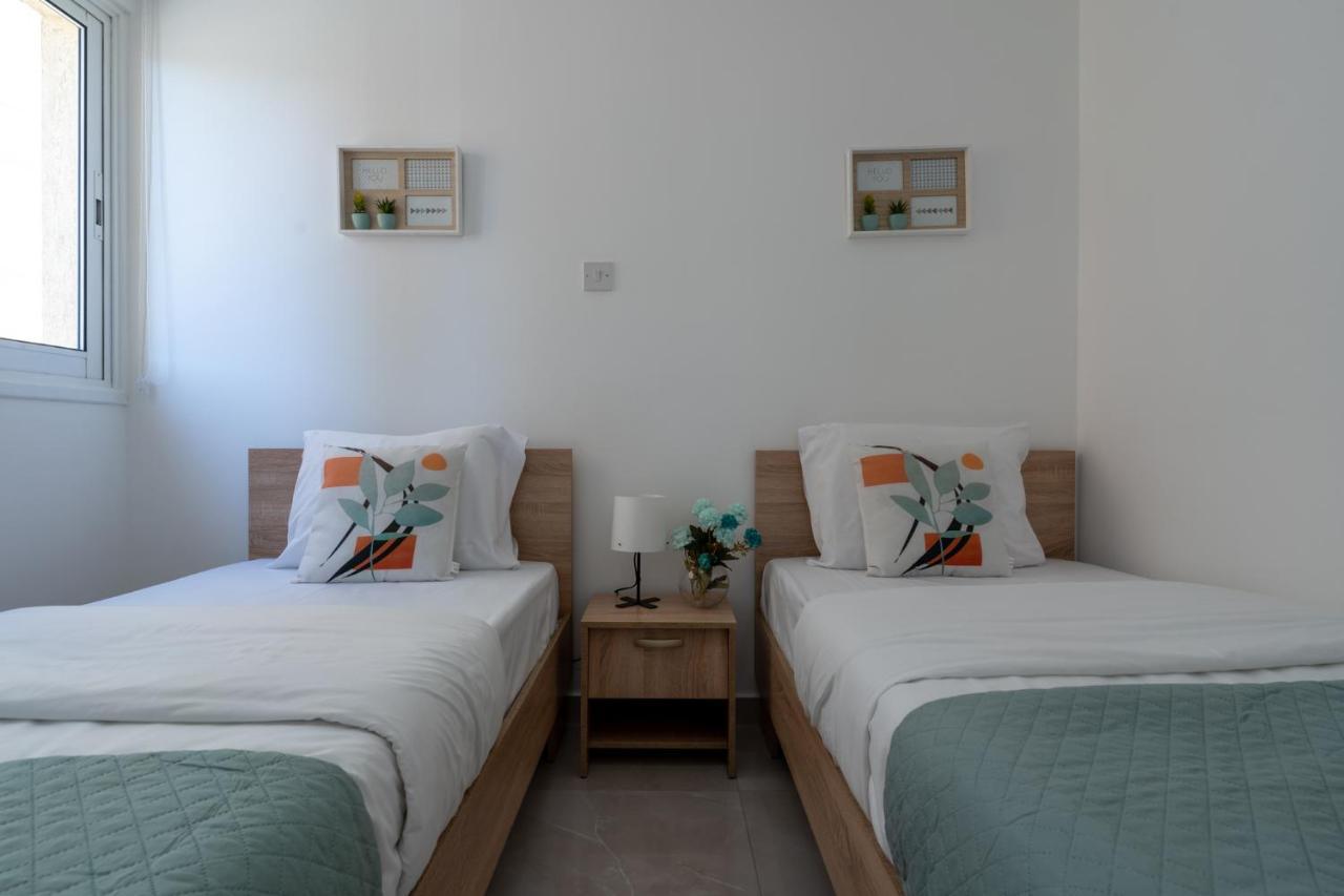 לרנקה Andrea 3-Bedroom Apt In Mackenzie מראה חיצוני תמונה